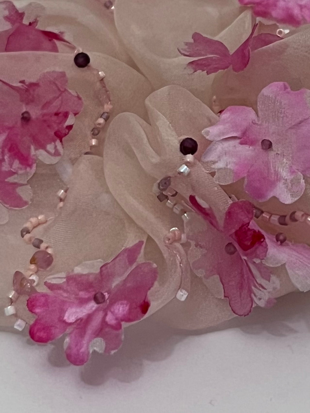 Fleurine Scrunchie