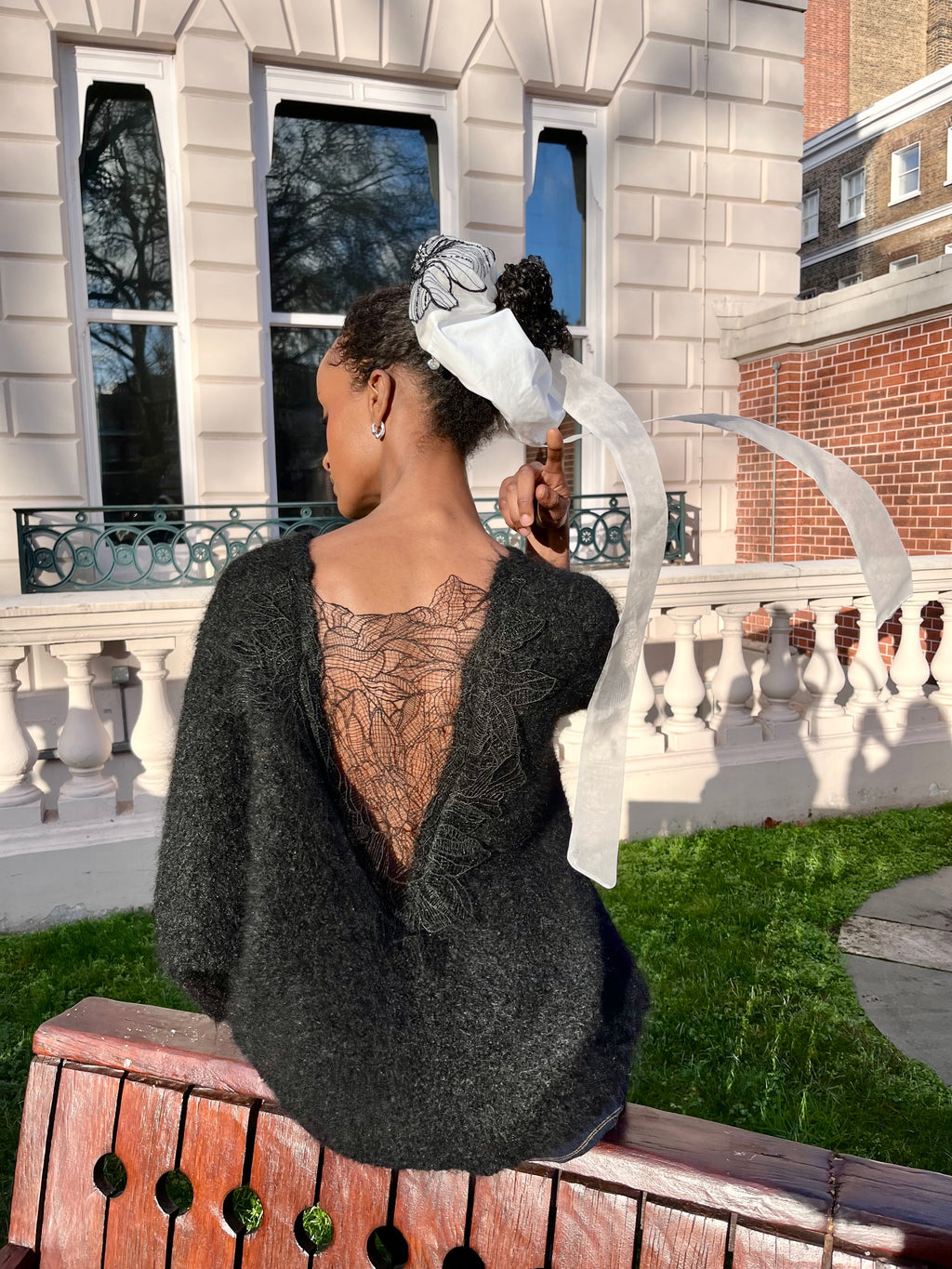 Marguerite Scrunchie